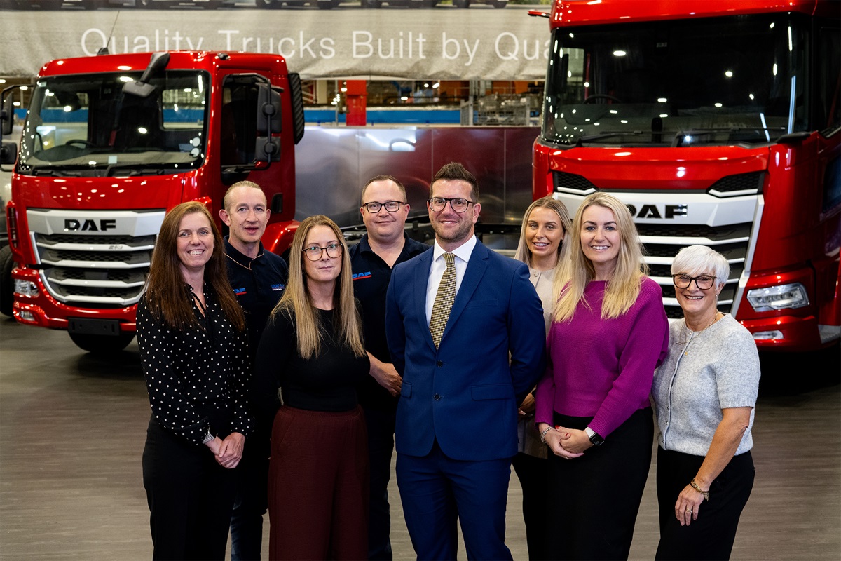 Helping-Hand-Committee