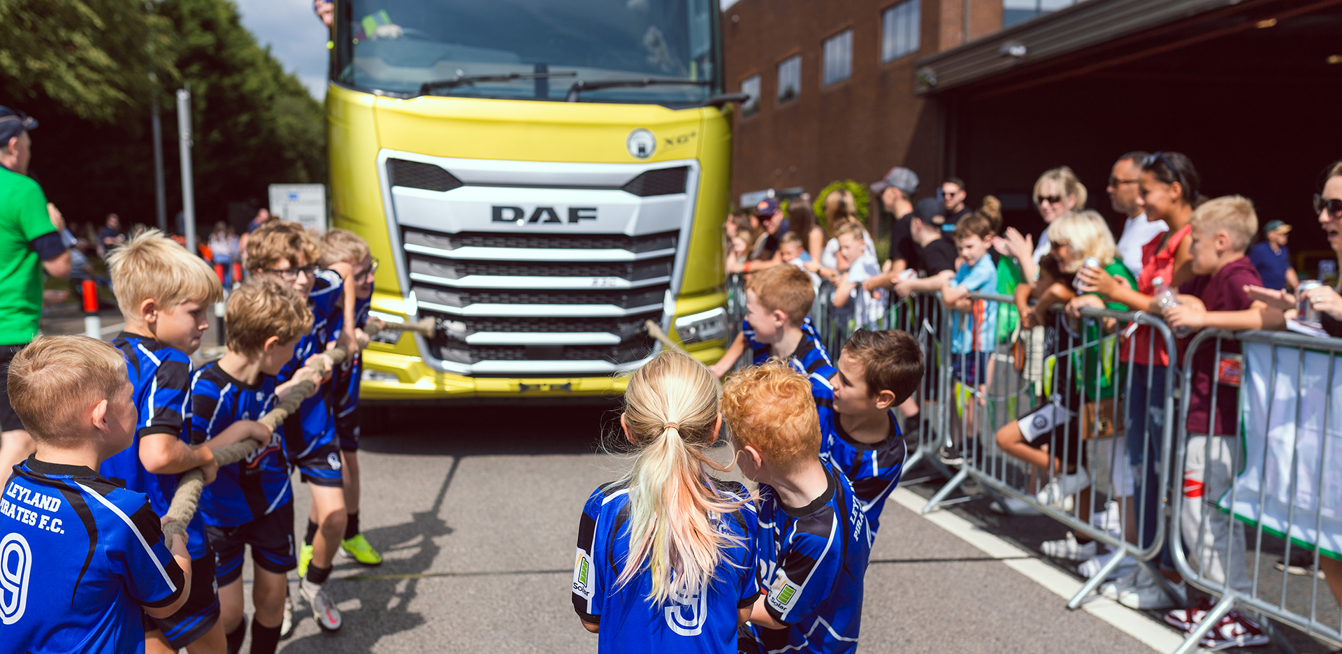 Linking leyland truck pull