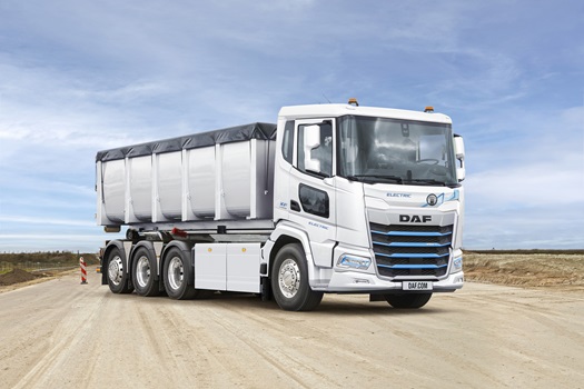 DAF-expands-range-of-electric-trucks-03